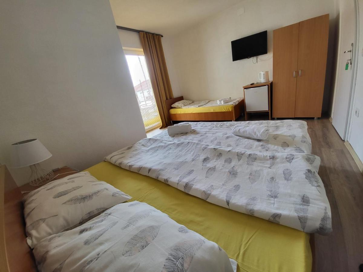 Villa Pegasus Pestani Охрид Екстериор снимка