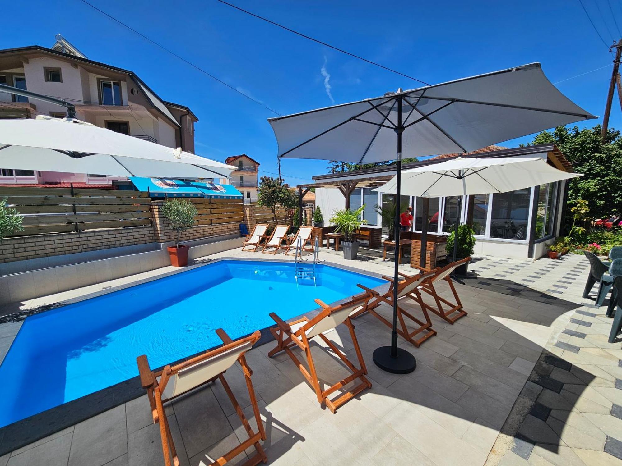 Villa Pegasus Pestani Охрид Екстериор снимка